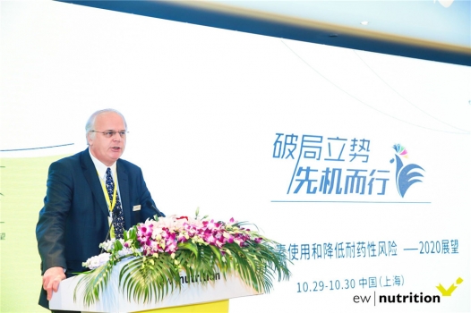 Michael Gerrits主持工廠開(kāi)業(yè).jpg